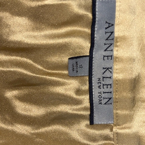 Golden Hour Elegance ✨ | Anne Klein Pleated Midi Skirt - Picture 4 of 4